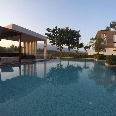 Cozy Modern Room With Stunning Lake & Mountain View เชียงใหม่ ภายนอก รูปภาพ